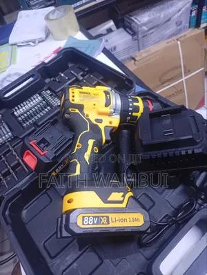 Most Selling Commercial DeWalt Drill Set