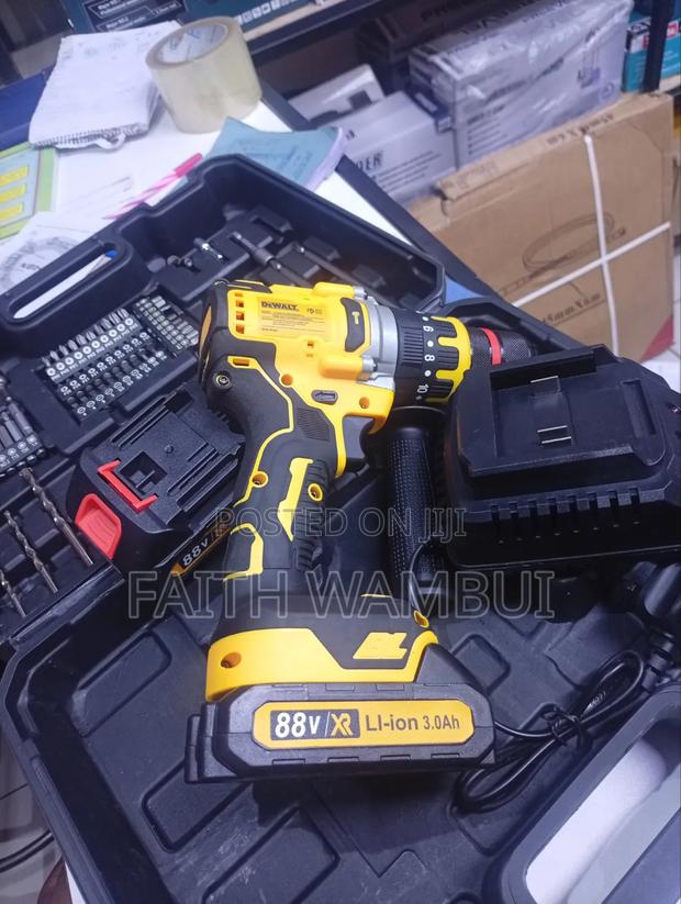 Most Selling Commercial DeWalt Drill Set