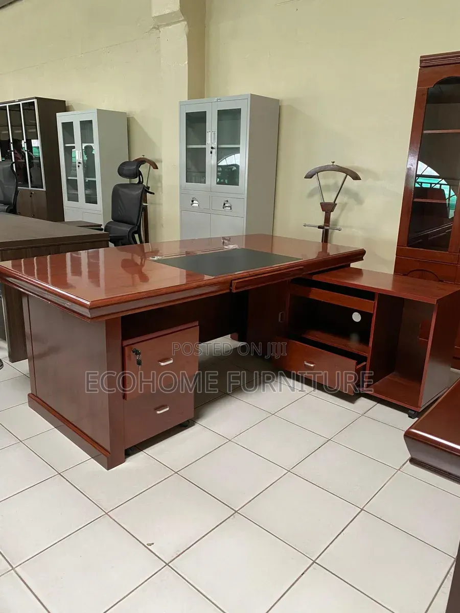 Executive Desk . 1.8m With Mahogany Finishing Colors