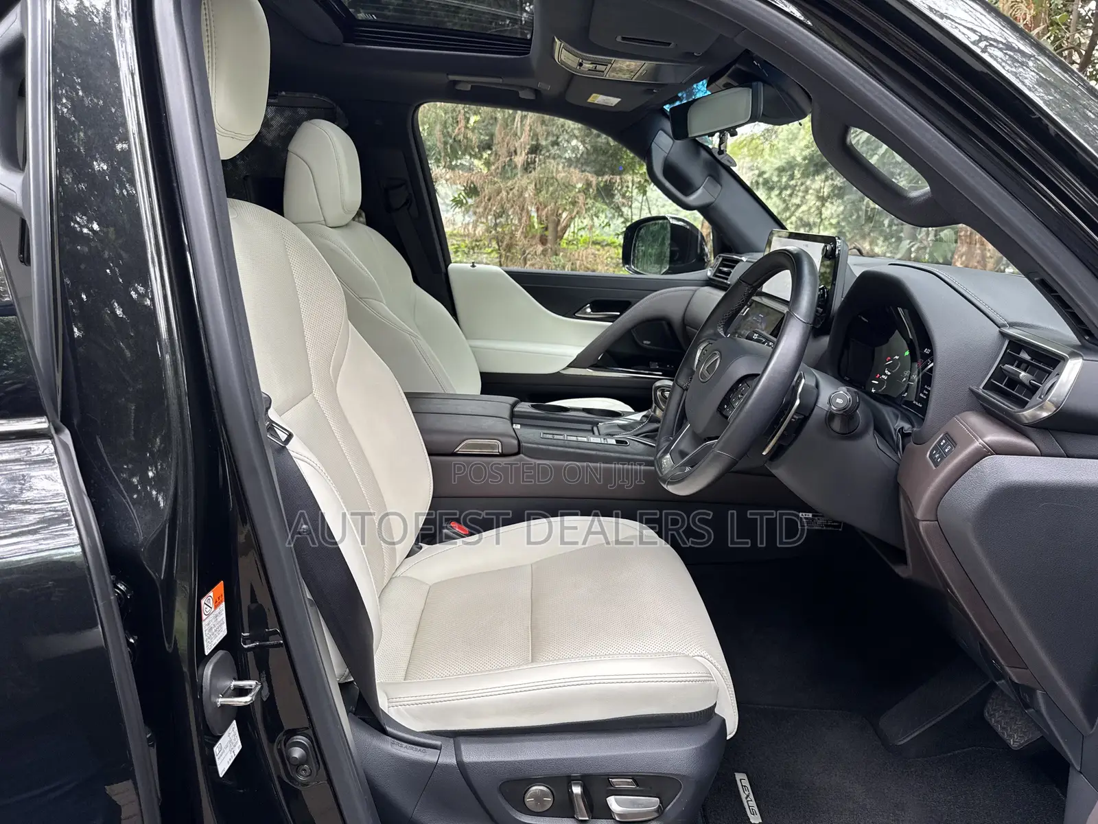 Lexus LX 600 2023 Black