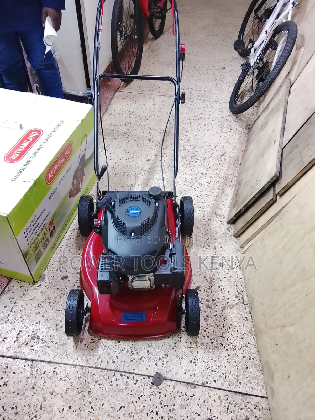 Astramilano Petrol Lawn Mower (4.0HP, 140cc)