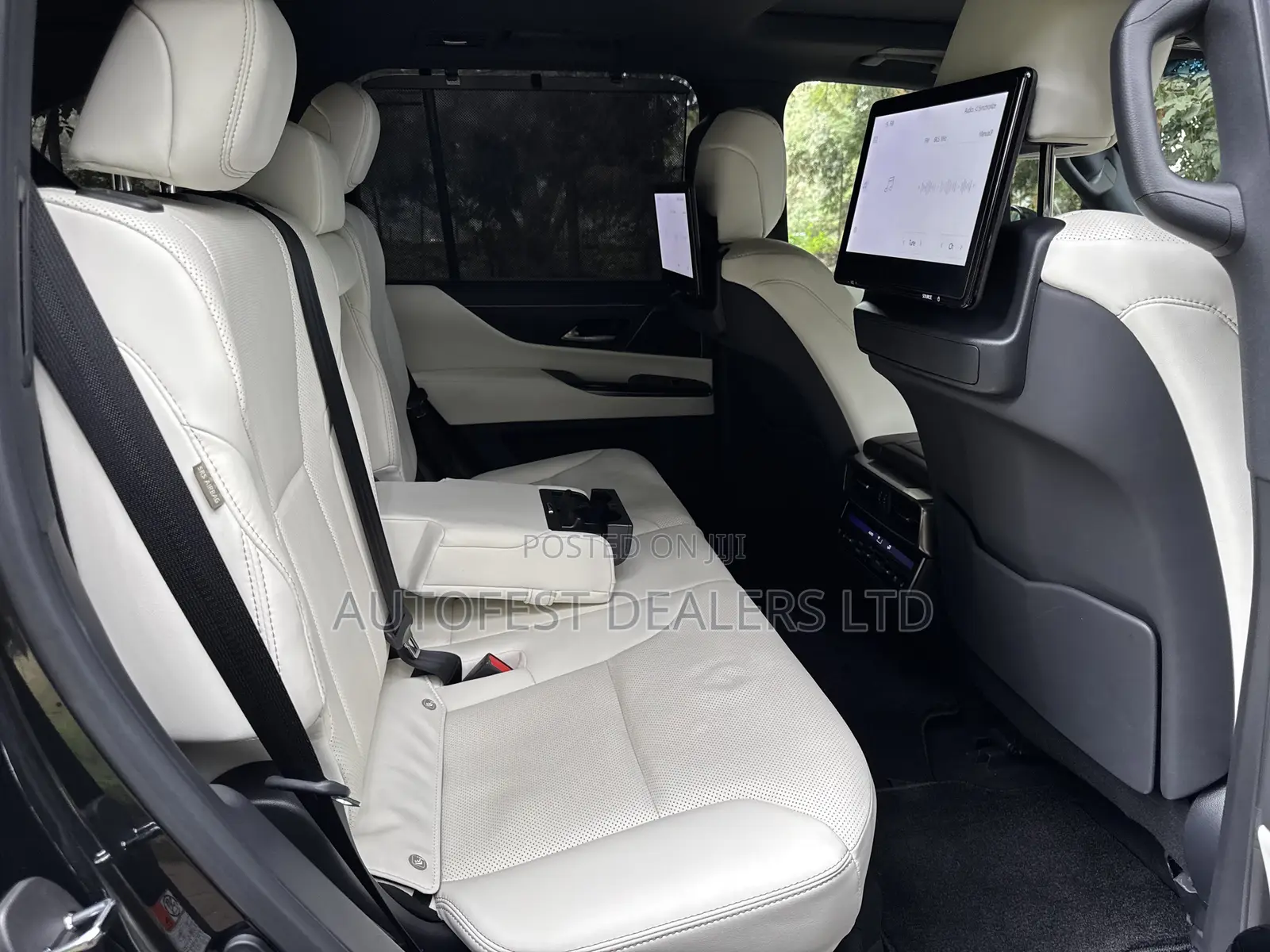 Lexus LX 600 2023 Black
