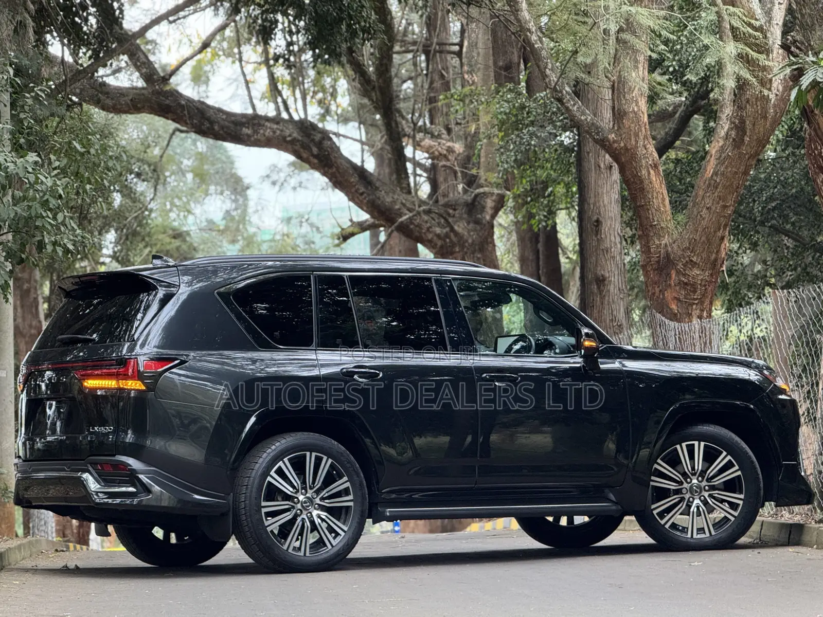 Lexus LX 600 2023 Black