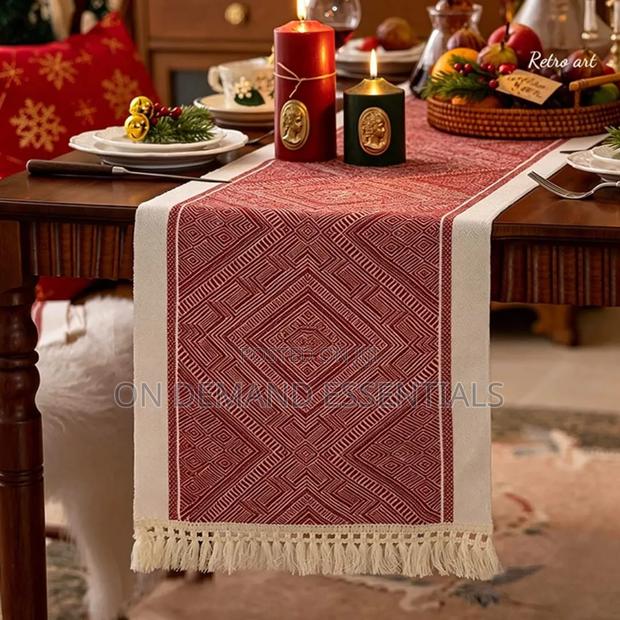 Geometric Jacquard Table Runner - thumbnail 2