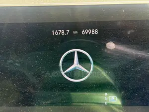 Mercedes-Benz GLE-Class GLE 300d 4MATIC 2020 Green