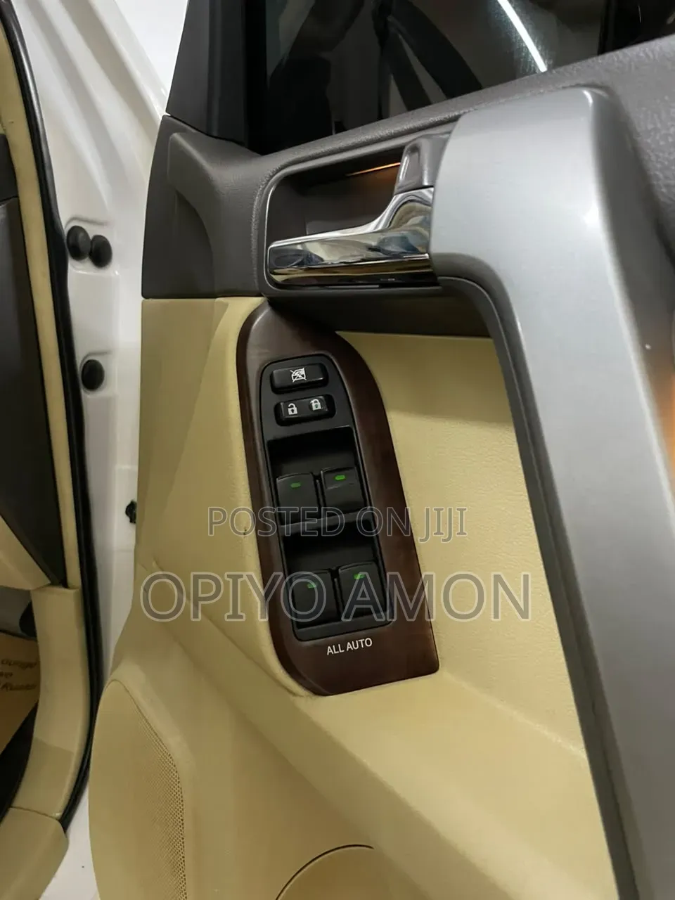 Toyota Land Cruiser Prado 2015 White