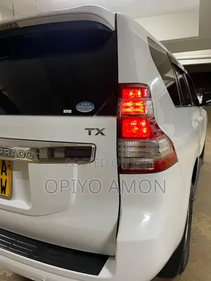 Toyota Land Cruiser Prado 2015 White