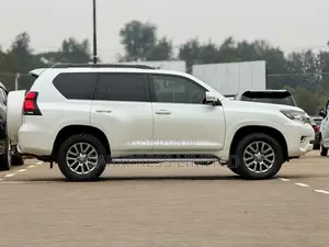 Toyota Land Cruiser Prado 2.8 2020 White