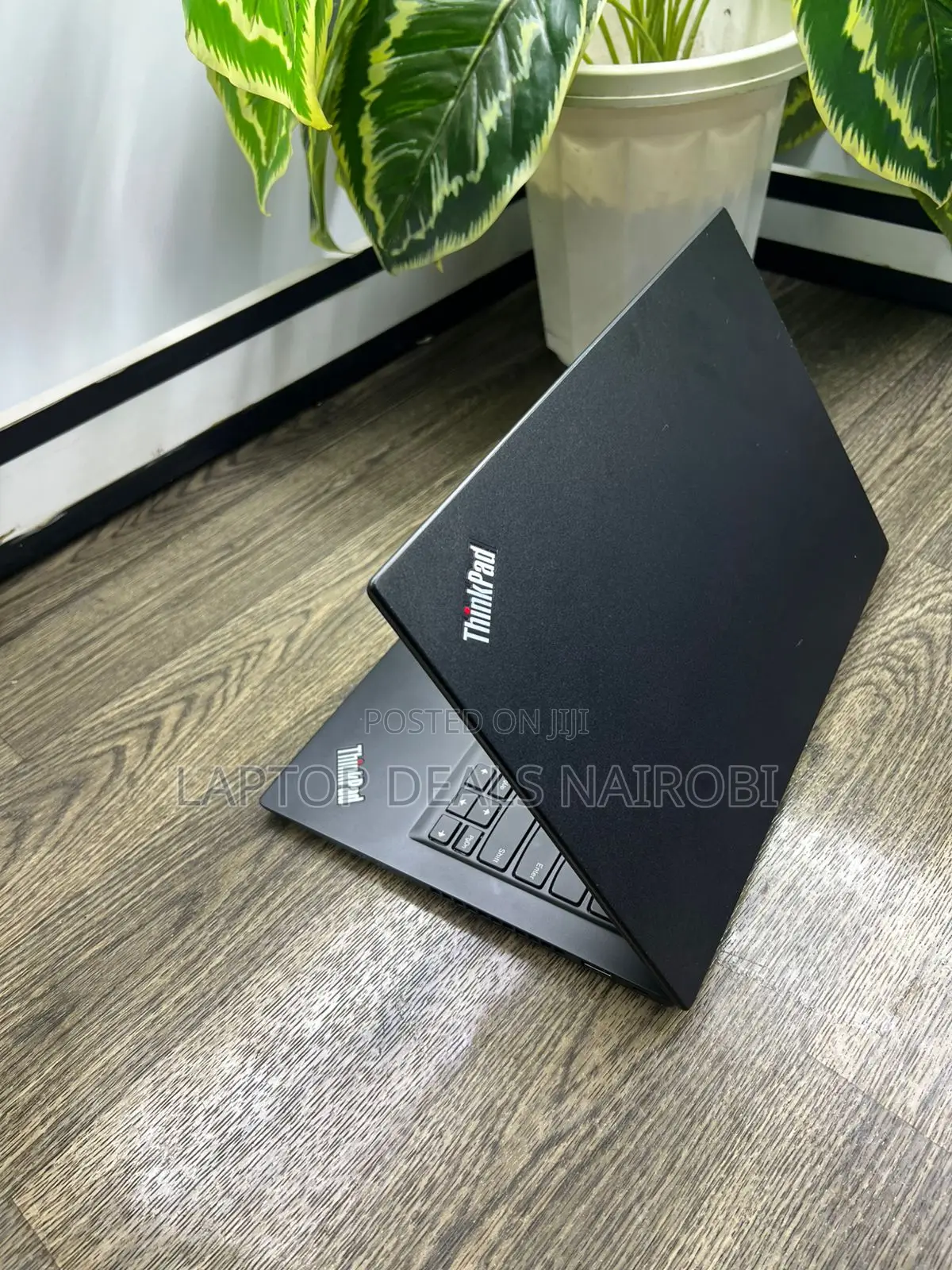 Laptop Lenovo ThinkPad T14s Gen 2 8GB Intel Core i7 SSD 256GB