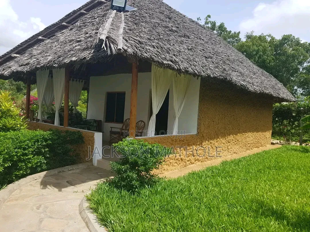 Makuti for Sale