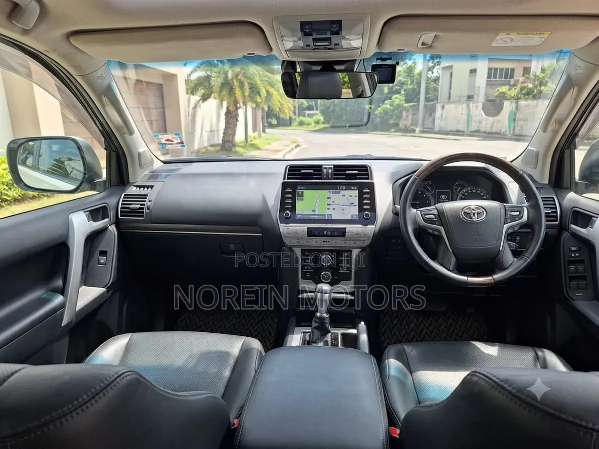 Toyota Land Cruiser Prado 2021 Off white