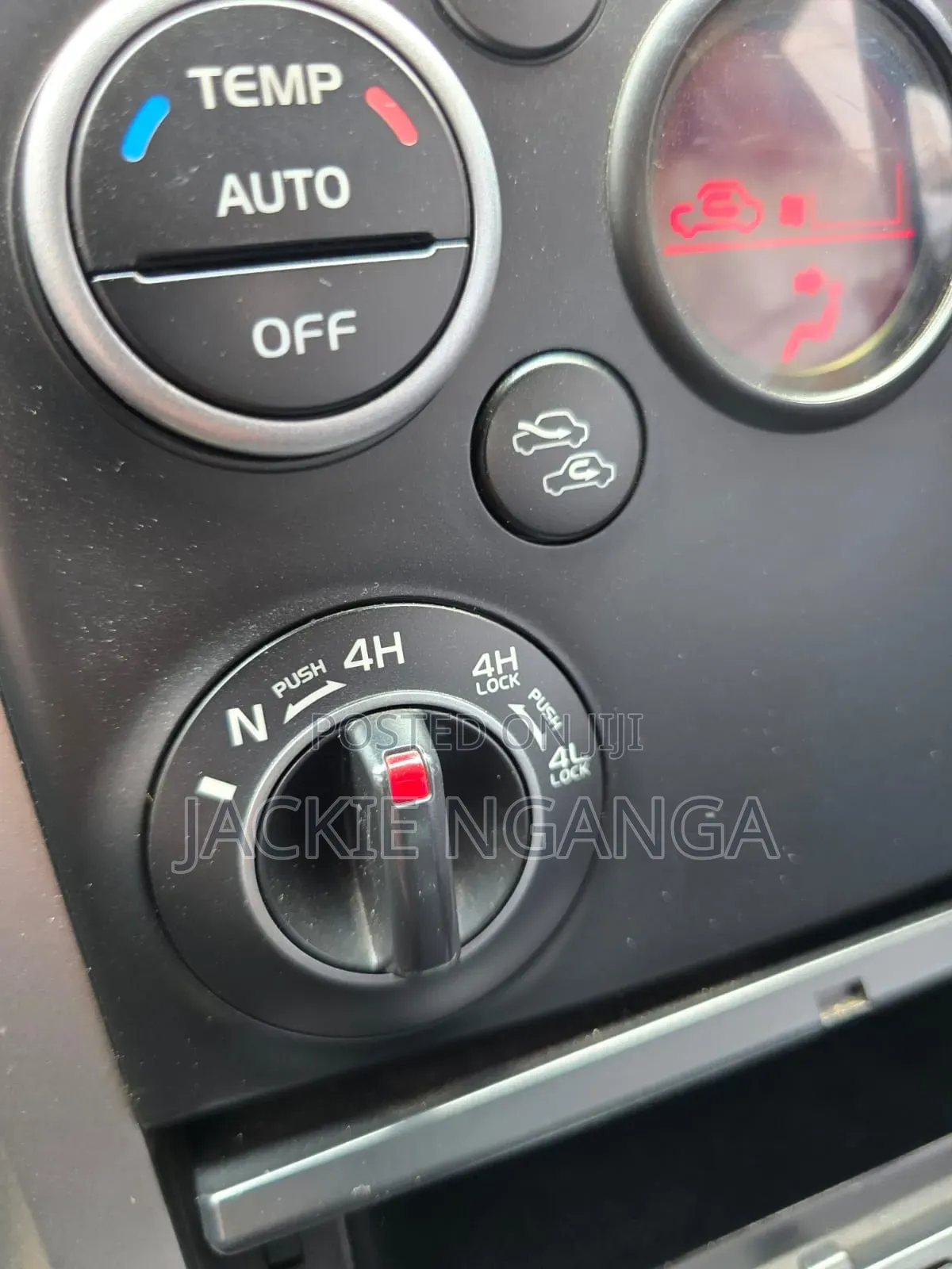 Suzuki Escudo 2008 Gold