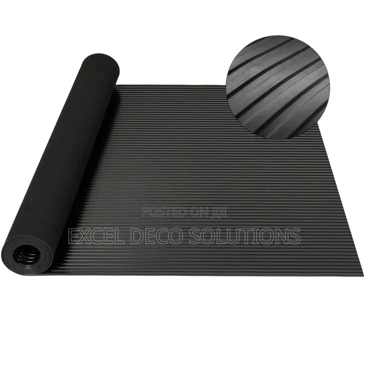 Black Ribbed Rubber Mat