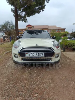Mini Cooper 2017 White