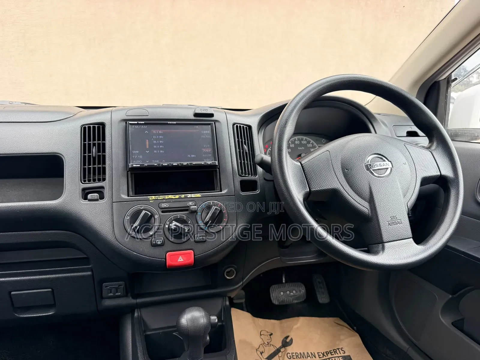 Nissan Advan 2018 White