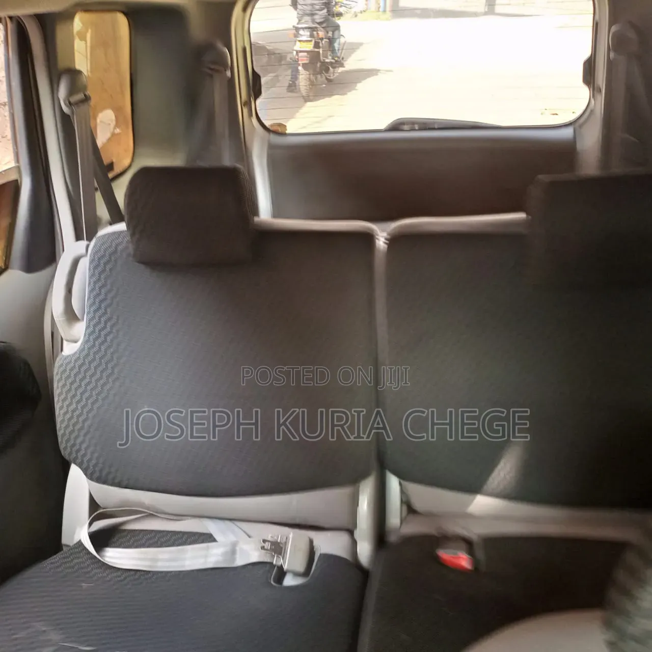 Toyota Sienta 2010 White