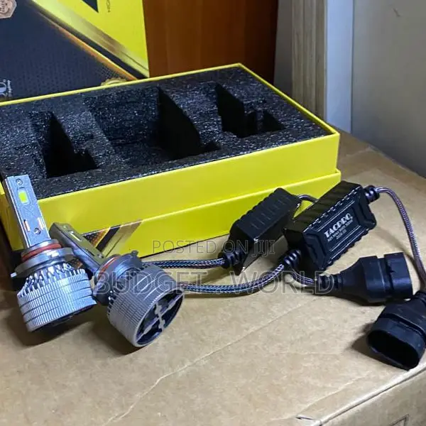 Heavy-Duty 9005 LED Fog Lights – Modern Car Lighting Solution