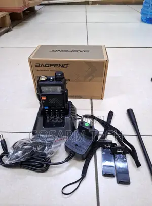 Baofeng UV-5R Wireless Walkie Talkie – Rechargeable Long Range Radio
