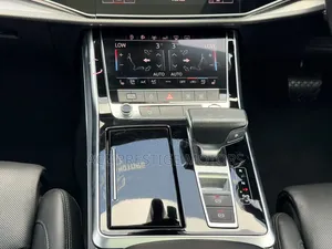 Audi Q8 3.0T Premium AWD quattro 2019 White