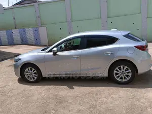 Mazda Axela 2019 Silver