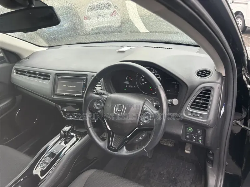 Honda Vezel 2020 Black