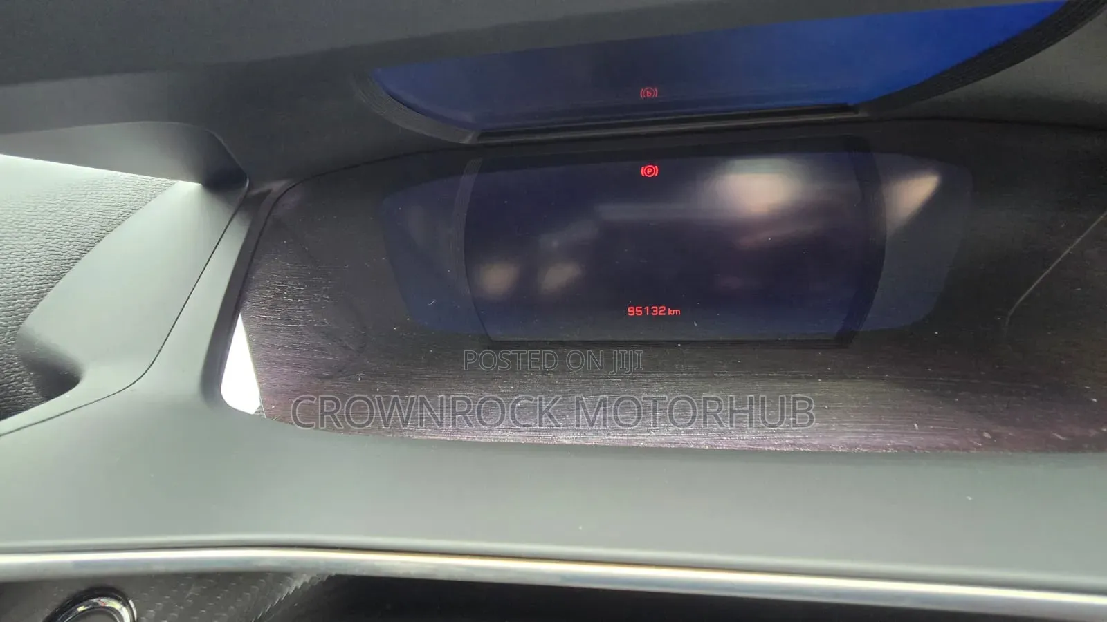 Peugeot 2008 2021 Red