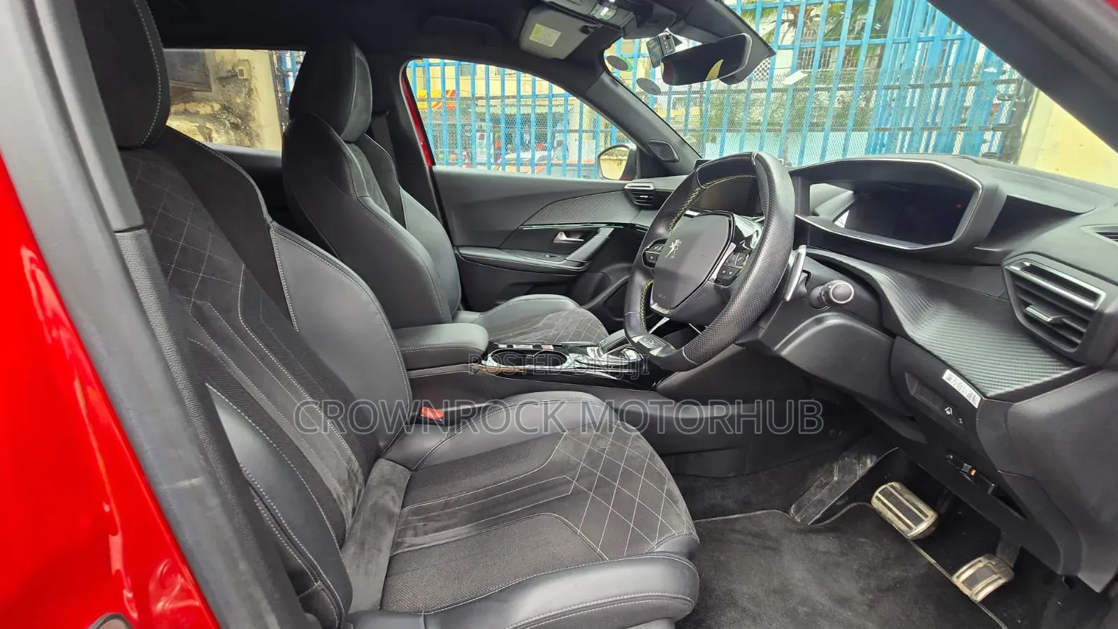 Peugeot 2008 2021 Red