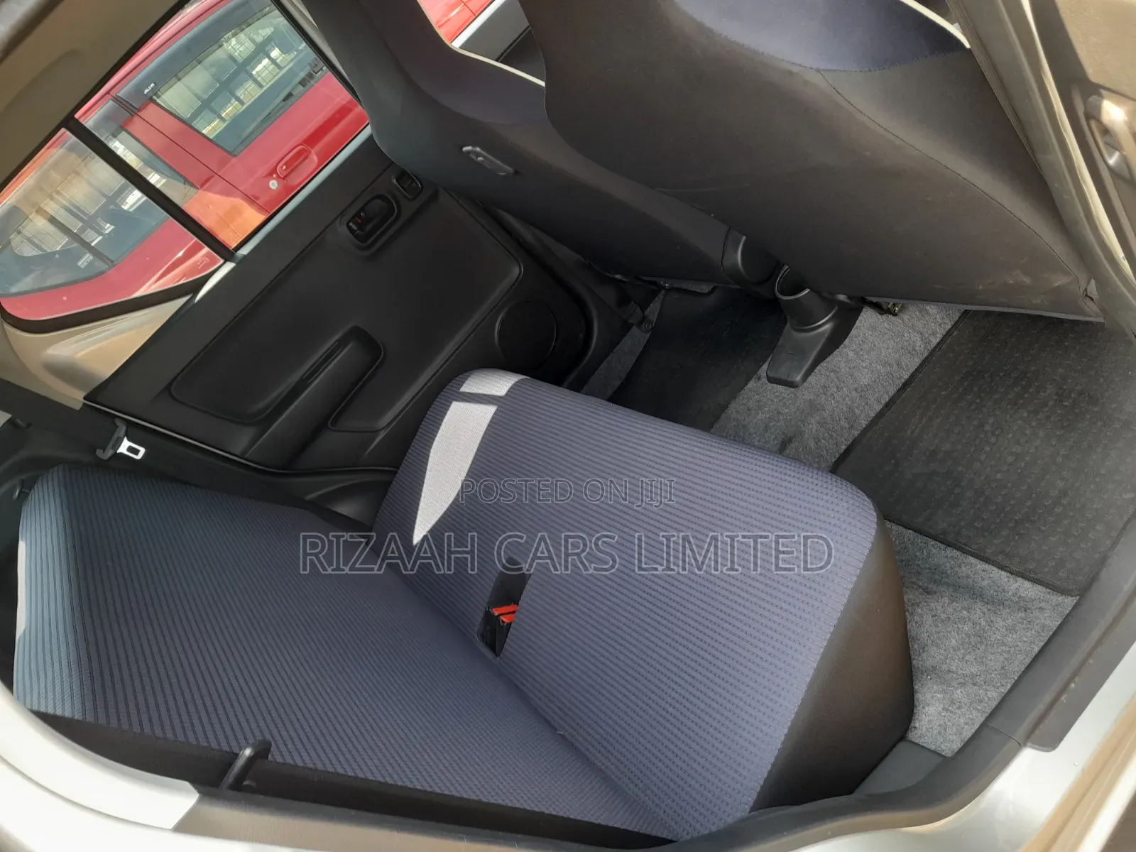Suzuki Alto 2021 Silver