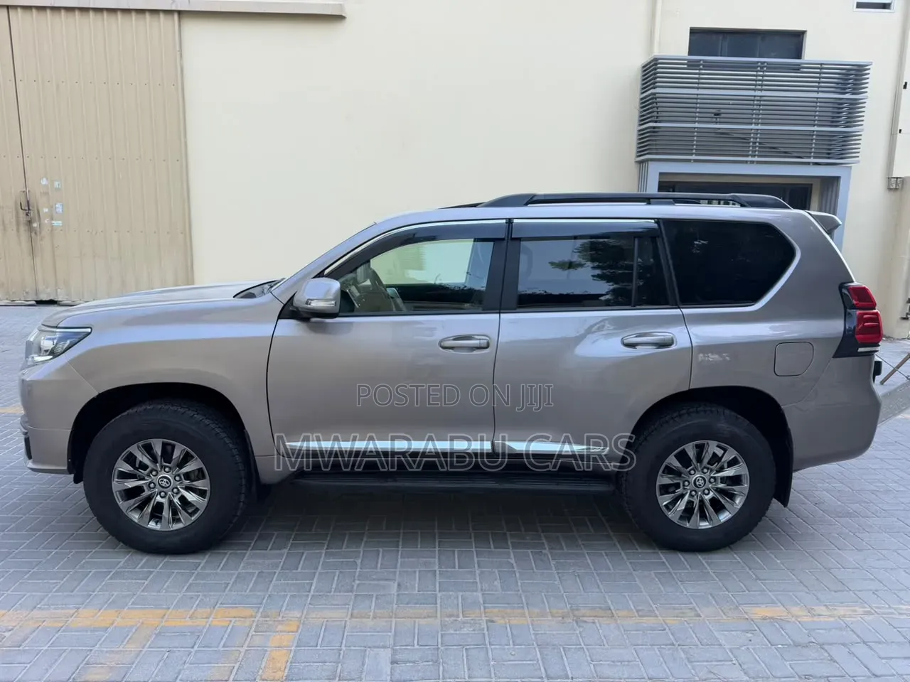 Toyota Land Cruiser Prado 2021