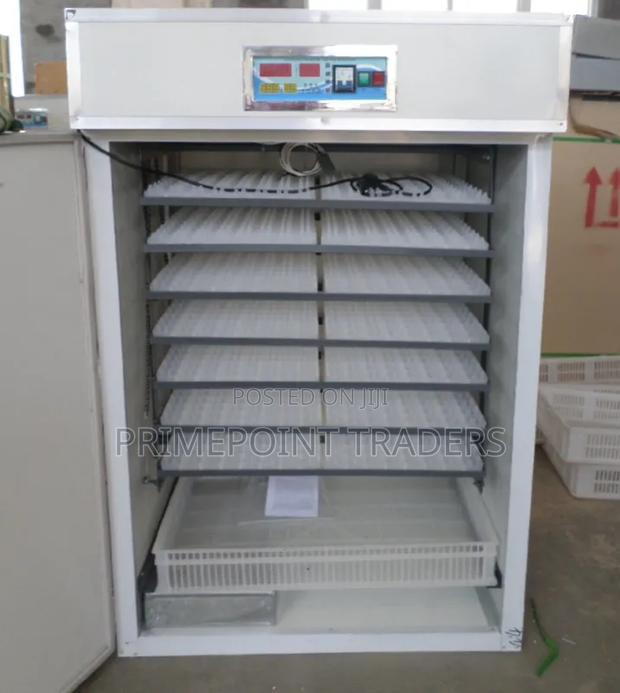 1056 Eggs Fully Automatic Digital IncubatorCommercial Hatching Machine