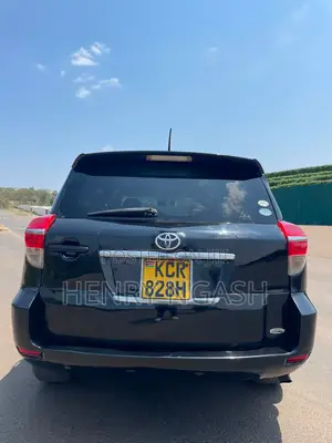 Toyota Vanguard 2012 Black