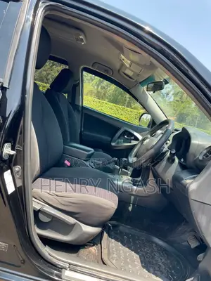 Toyota Vanguard 2012 Black
