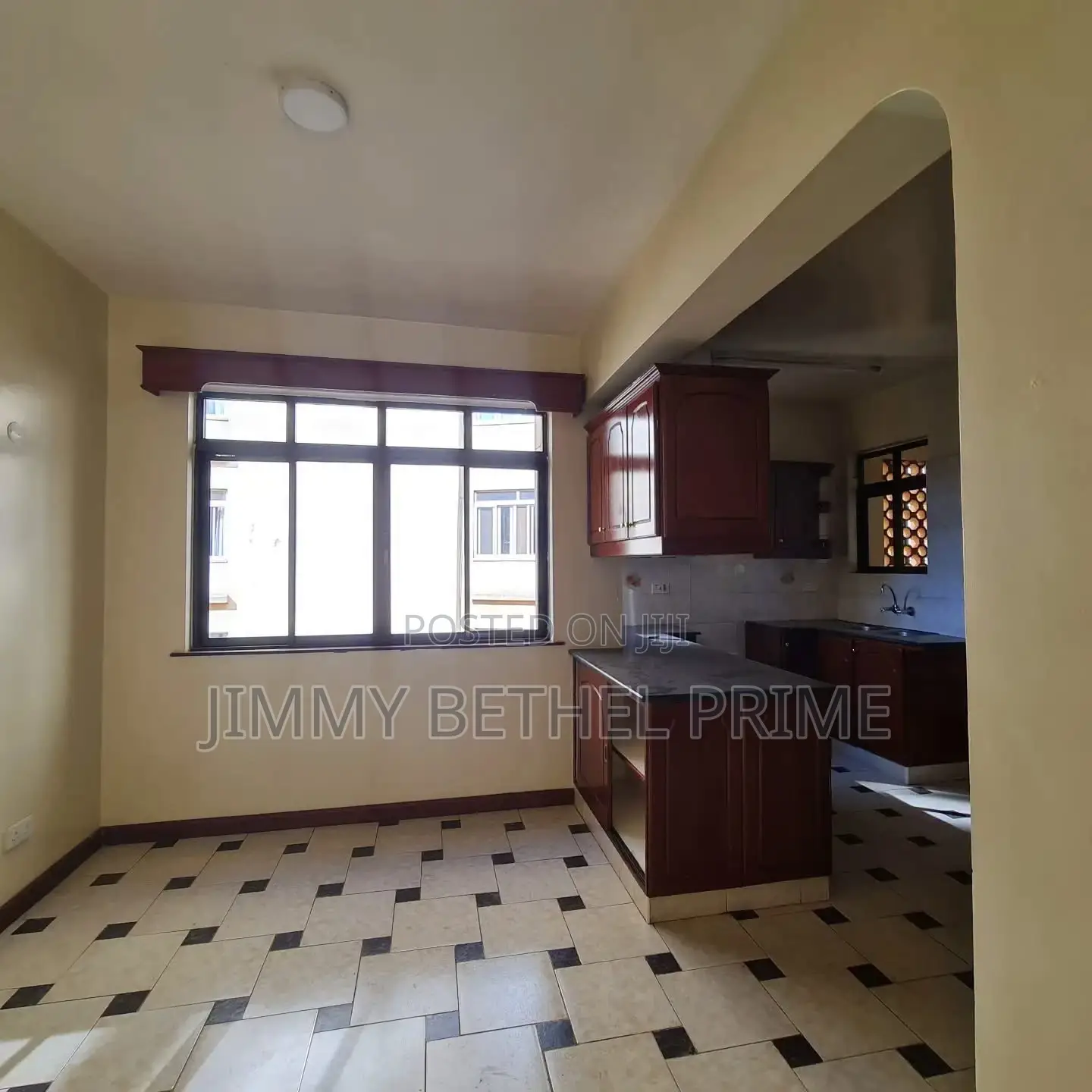 3bdrm Apartment in Raphta Road Area for rent