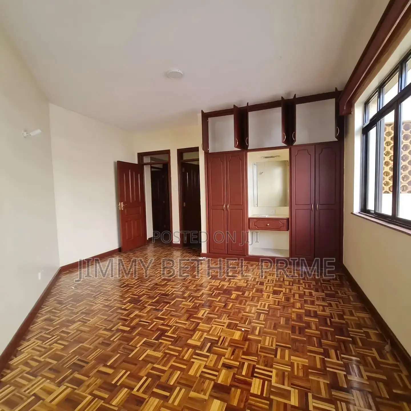 3bdrm Apartment in Raphta Road Area for rent