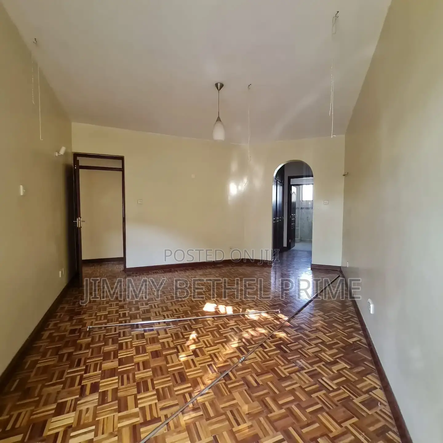 3bdrm Apartment in Raphta Road Area for rent