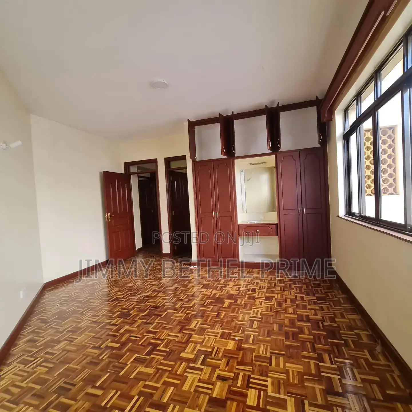 3bdrm Apartment in Raphta Road Area for rent