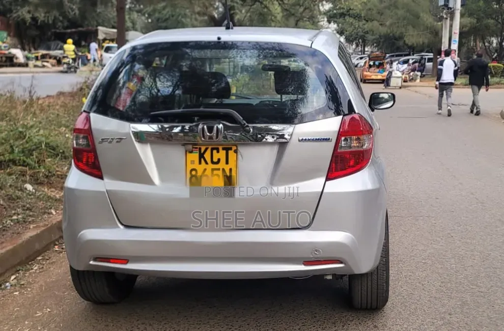 Honda Fit 2012 Silver