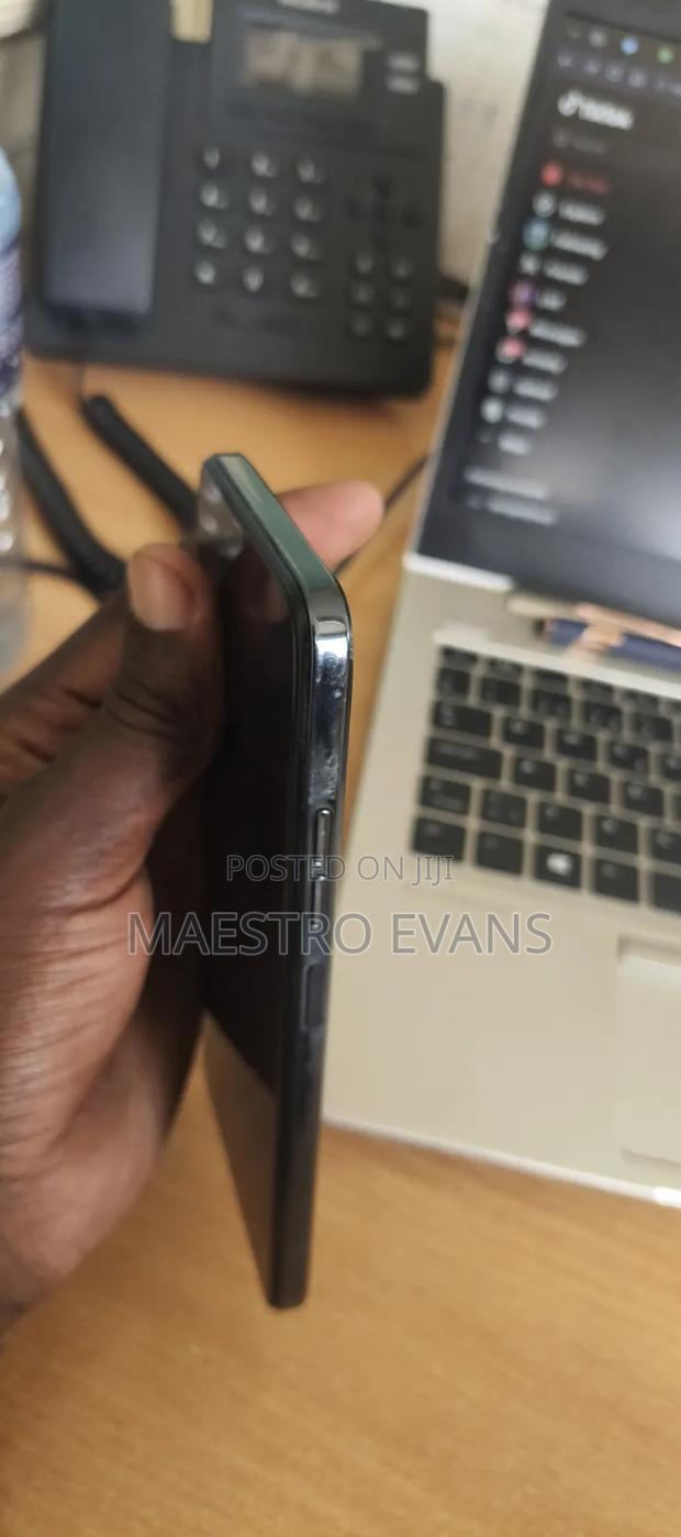 Tecno Spark 10C 128 GB Graphite - thumbnail 4
