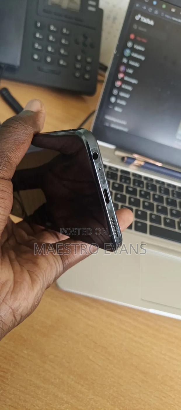 Tecno Spark 10C 128 GB Graphite - thumbnail 7