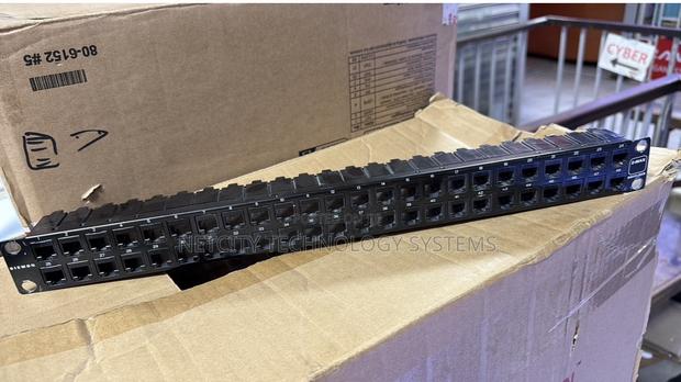 Siemon Cat 6A FTP Patch Panel 48port - main view