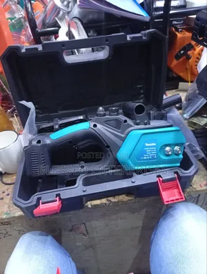 12 Inch Makita Cordless Chainsaw Cordless Chainsaw