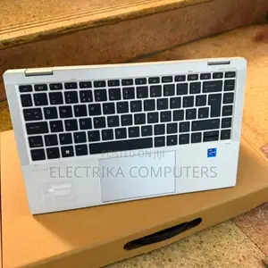 New Laptop HP EliteBook 1040 G8 16GB Intel Core i7 SSD 512GB