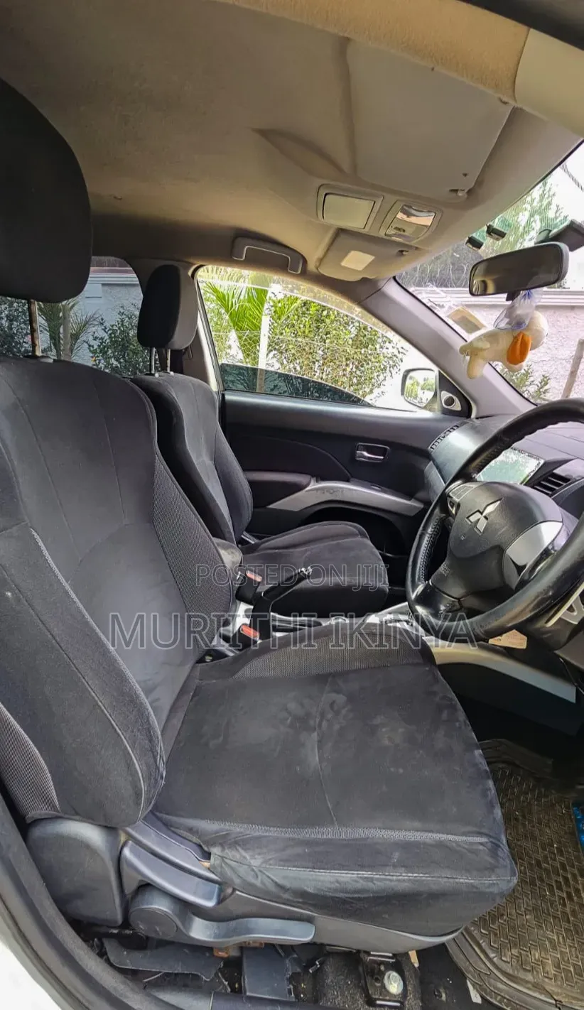 Mitsubishi Outlander 2009 White