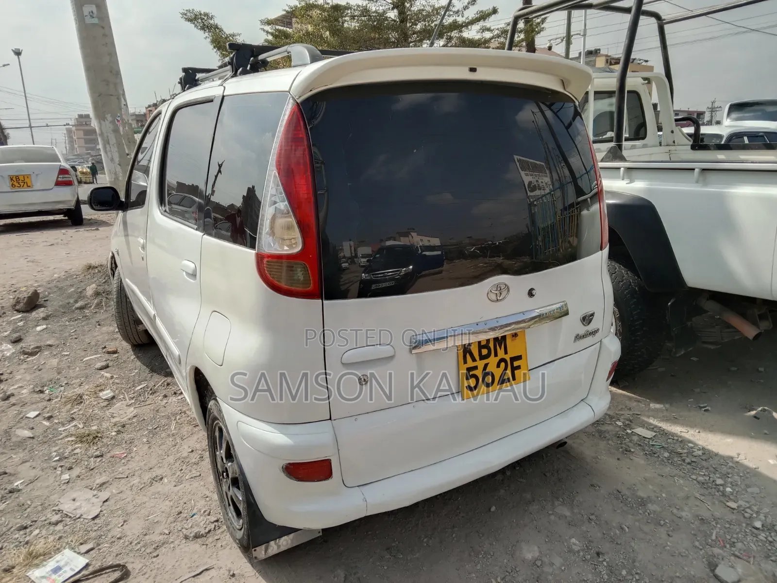 Toyota Fun Cargo 2006 White