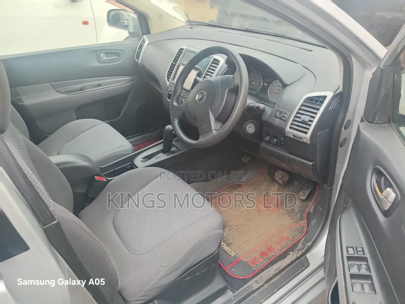 Nissan Wingroad 2008 Gray