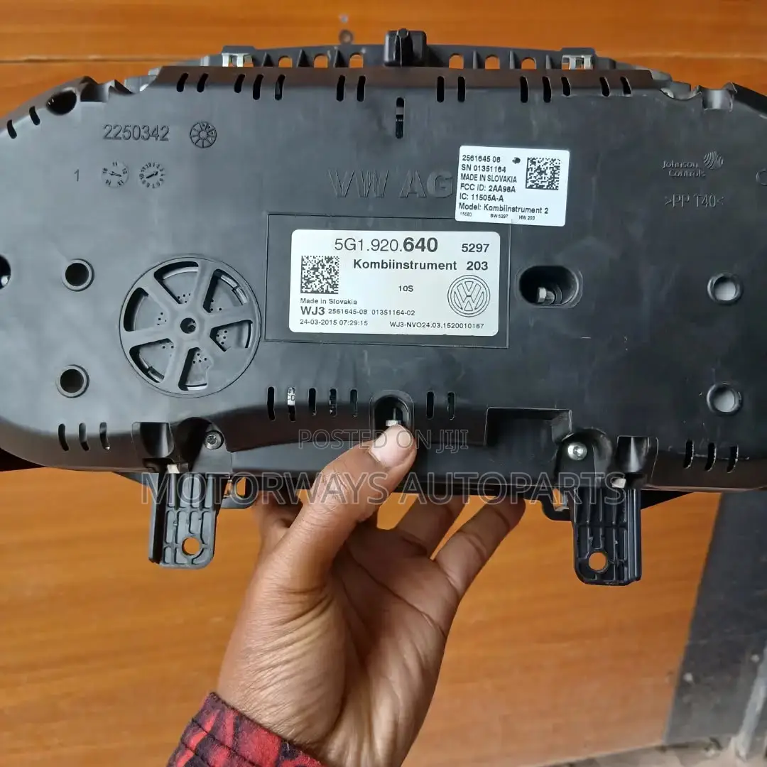 Volkswagen Golf MK7 Instrumental Cluster