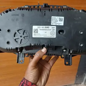 Volkswagen Golf MK7 Instrumental Cluster
