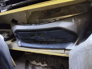 Auris 2014 Front Bumper