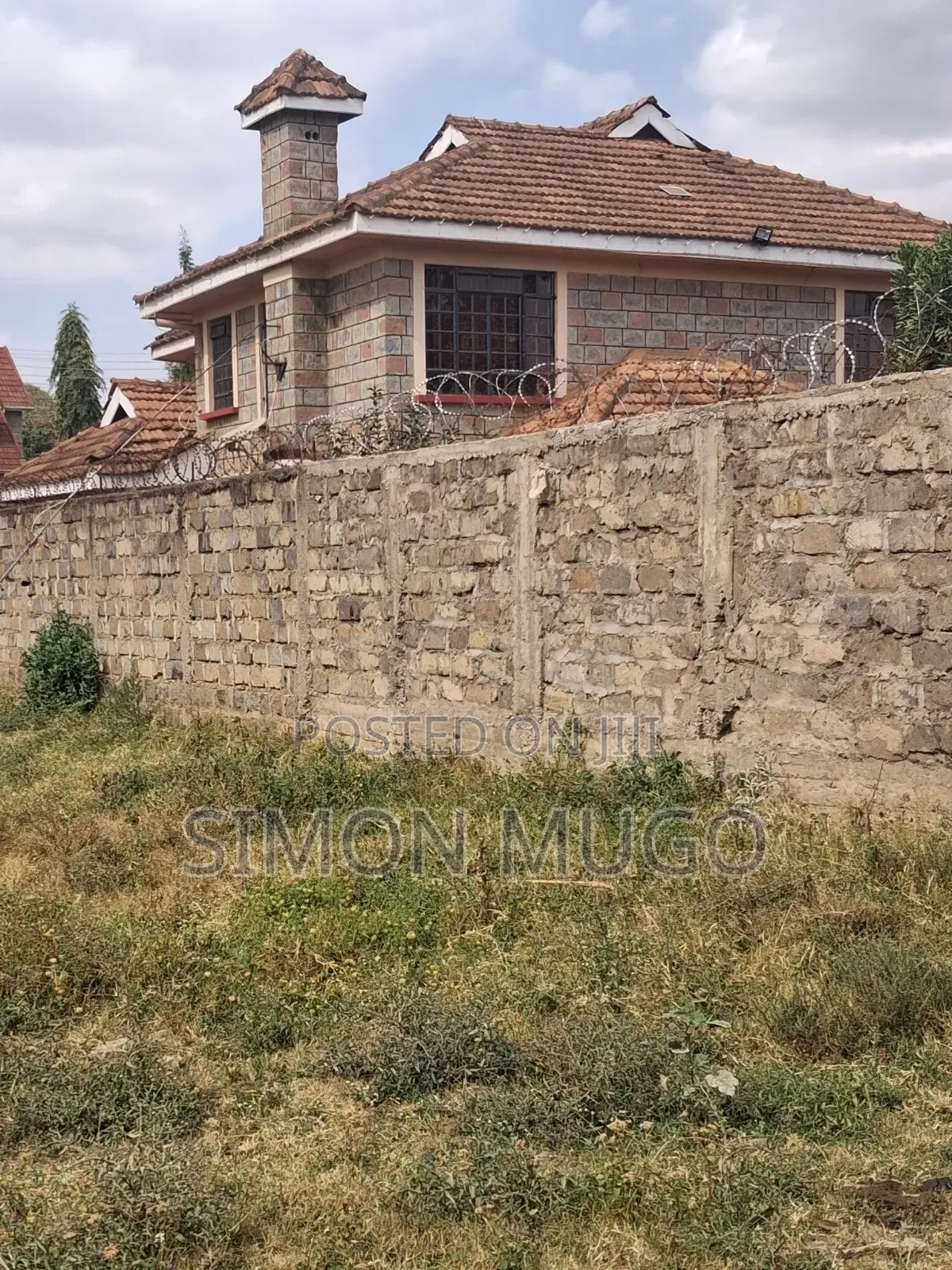 Membly Prime 1/4ac , Controlled Development Gated Court ATHENS COURT