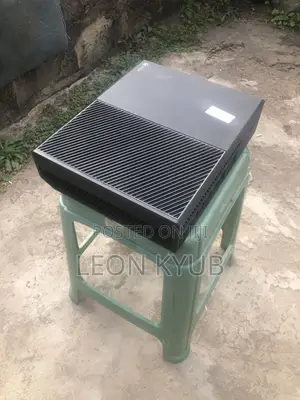 Xbox One 500gb Standard Edition Clean